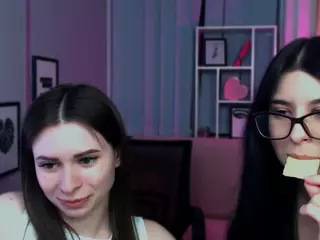 flora-ri's Live Sex Cam Show