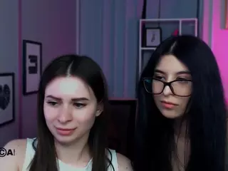 flora-ri's Live Sex Cam Show