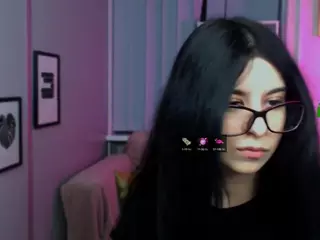 flora-ri's Live Sex Cam Show