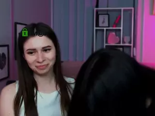 flora-ri's Live Sex Cam Show