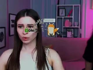 flora-ri's Live Sex Cam Show
