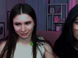 flora-ri's Live Sex Cam Show