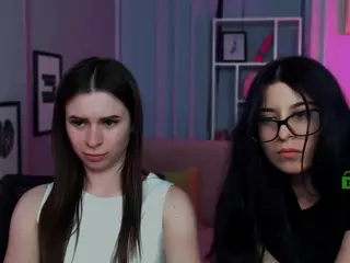 flora-ri's Live Sex Cam Show