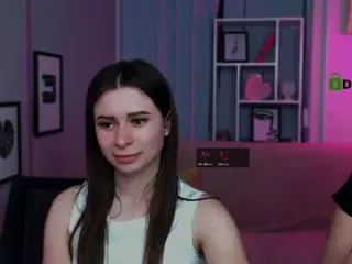 flora-ri's Live Sex Cam Show