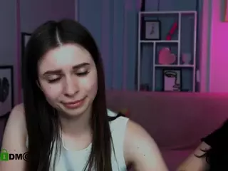 flora-ri's Live Sex Cam Show