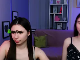 flora-ri's Live Sex Cam Show