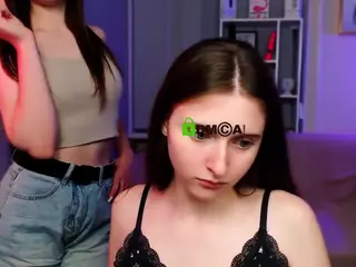flora-ri's Live Sex Cam Show