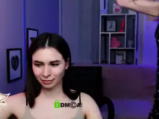 flora-ri's Live Sex Cam Show