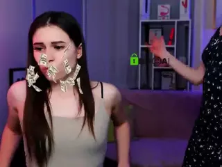 flora-ri's Live Sex Cam Show