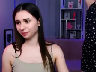 flora-ri's Live Sex Cam Show