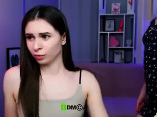 flora-ri's Live Sex Cam Show