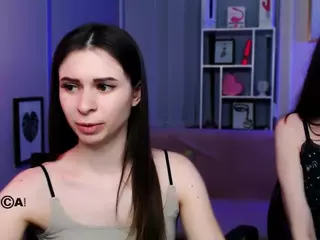 flora-ri's Live Sex Cam Show