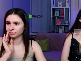 flora-ri's Live Sex Cam Show