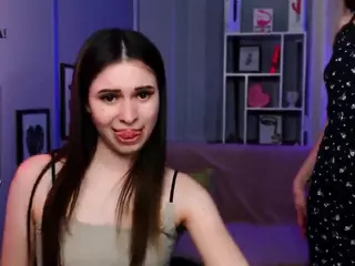 flora-ri's Live Sex Cam Show