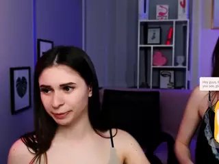 flora-ri's Live Sex Cam Show