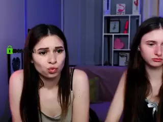flora-ri's Live Sex Cam Show