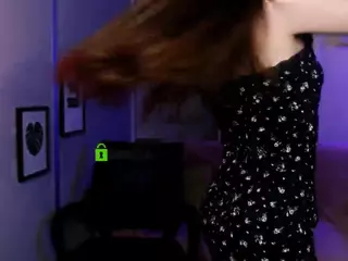 flora-ri's Live Sex Cam Show