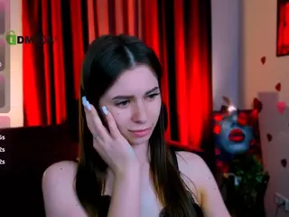 flora-ri's Live Sex Cam Show