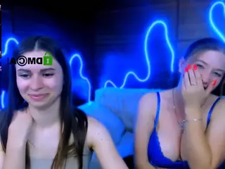 flora-ri's Live Sex Cam Show