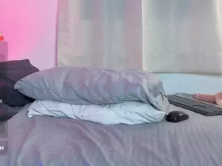 KaylinBrowm98's Live Sex Cam Show