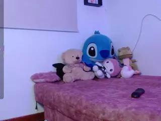 levi-cloud's Live Sex Cam Show
