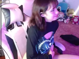 levi-cloud's Live Sex Cam Show