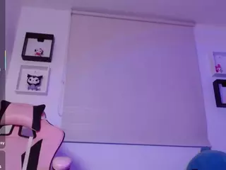 levi-cloud's Live Sex Cam Show