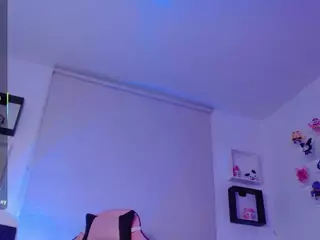 levi-cloud's Live Sex Cam Show