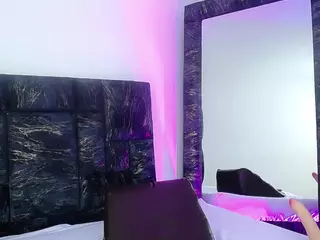 loretahorny's Live Sex Cam Show