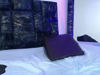 loretahorny's Live Sex Cam Show