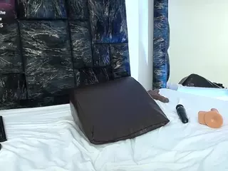 loretahorny's Live Sex Cam Show