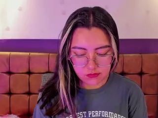 mila-mendoza's Live Sex Cam Show