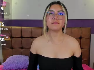 mila-mendoza's Live Sex Cam Show