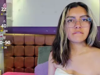 mila-mendoza's Live Sex Cam Show