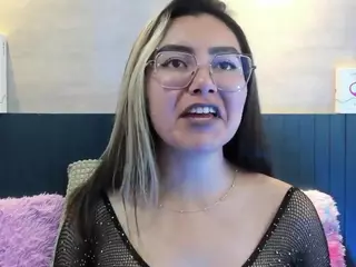 mila-mendoza's Live Sex Cam Show