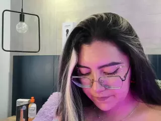 mila-mendoza's Live Sex Cam Show