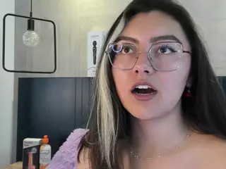 mila-mendoza's Live Sex Cam Show