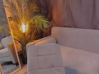 ZaraBrougham's Live Sex Cam Show