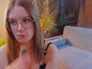 ZaraBrougham's Live Sex Cam Show