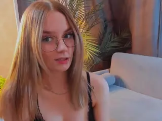 ZaraBrougham's Live Sex Cam Show