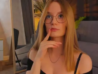ZaraBrougham's Live Sex Cam Show