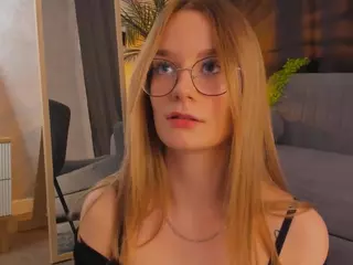 ZaraBrougham's Live Sex Cam Show