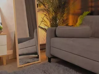 ZaraBrougham's Live Sex Cam Show