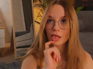 ZaraBrougham's Live Sex Cam Show