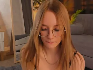 ZaraBrougham's Live Sex Cam Show