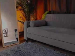 ZaraBrougham's Live Sex Cam Show