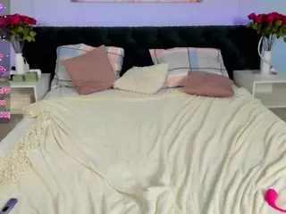 AngelaWallace's Live Sex Cam Show