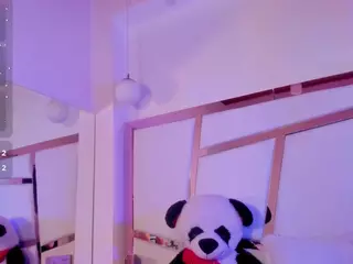 aurora-cold's Live Sex Cam Show