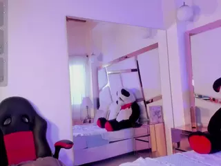 aurora-cold's Live Sex Cam Show
