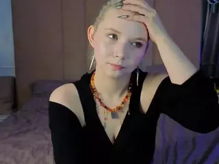 EdlaBuskey's Live Sex Cam Show